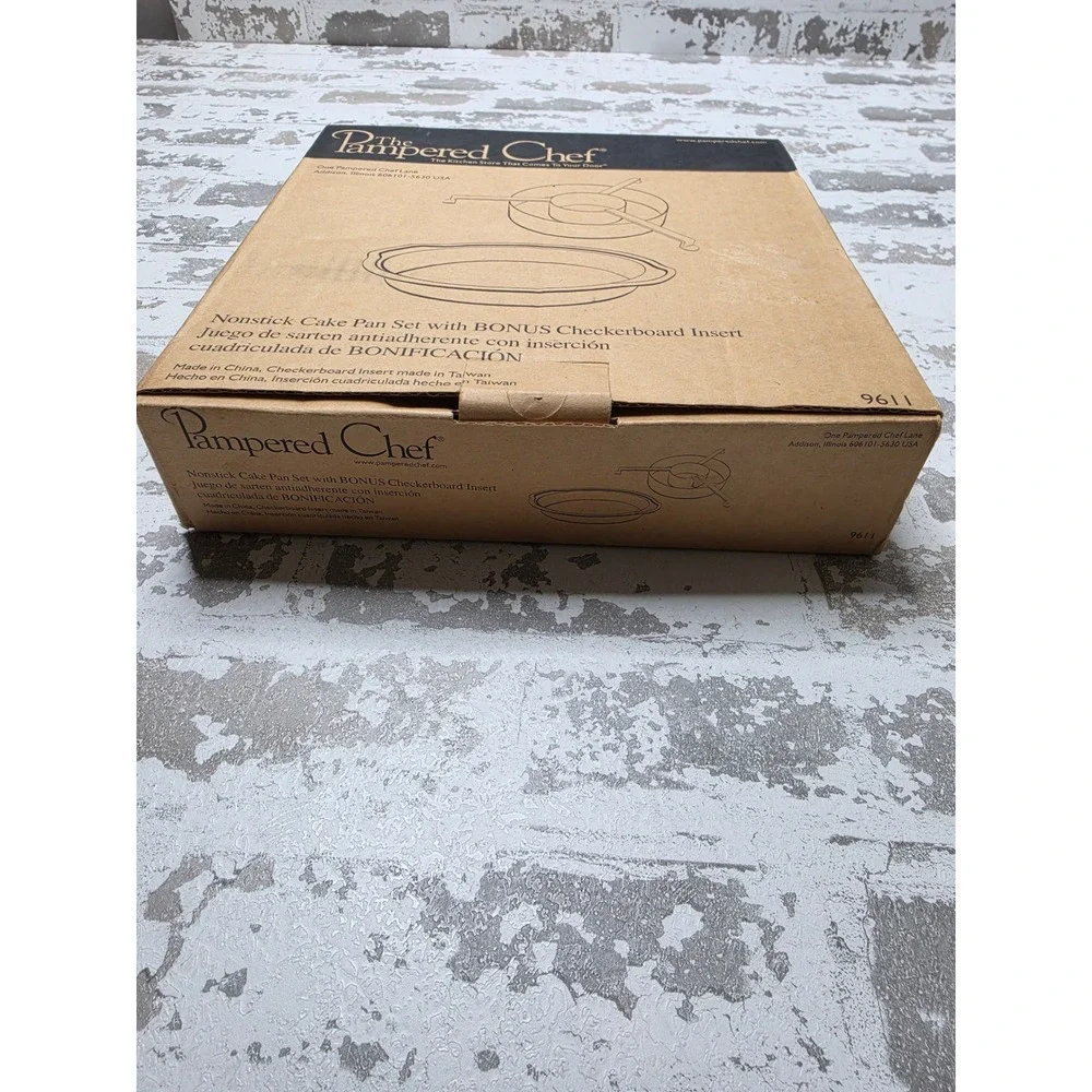 Pampered Chef Nonstick Cake Pan Set with Checkerboard Insert 9611 New In Box